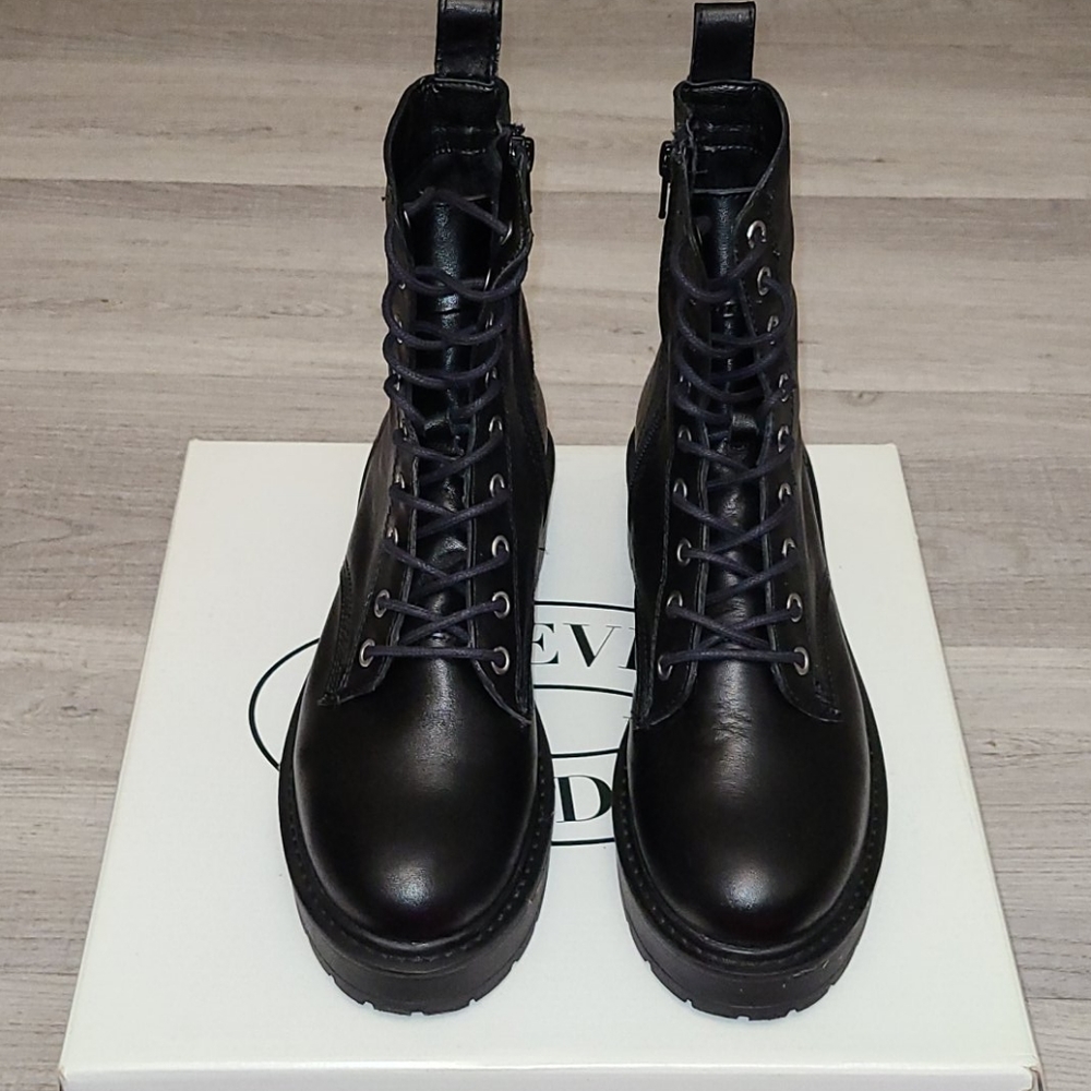 STEVE MADDEN TORNADO PLATFORM BLACK LEATHER